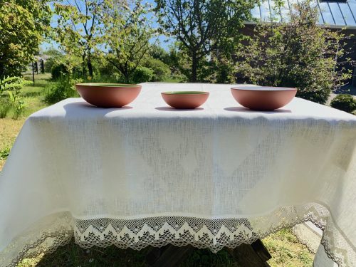 white_grey_lace_tablecloth