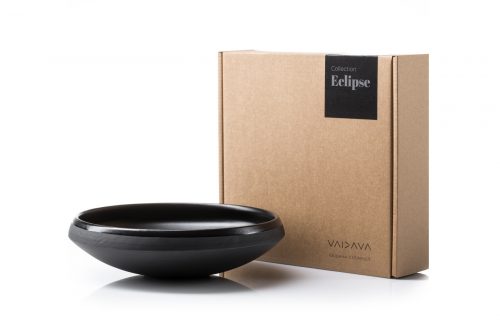 shallow-bowl-black-ceramics-tableware