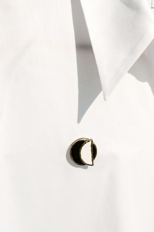 jewelry-white-and-black-brooch